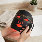 Veluné Aura LED Skin Renewal Mask